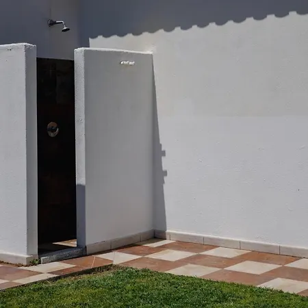Le Residenze Di Baia Sant'anna * タナウネッラ