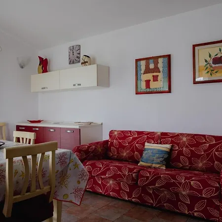 別荘 Le Residenze Di Baia Sant'anna *