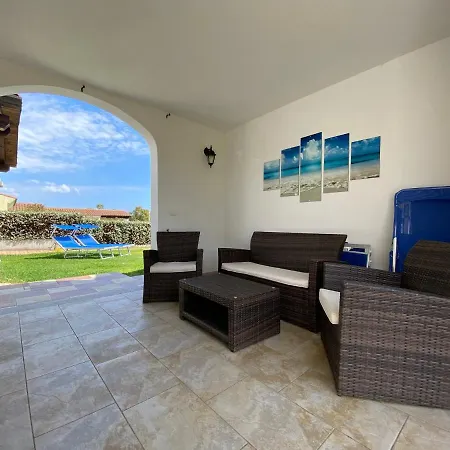 Le Residenze Di Baia Sant'anna * タナウネッラ