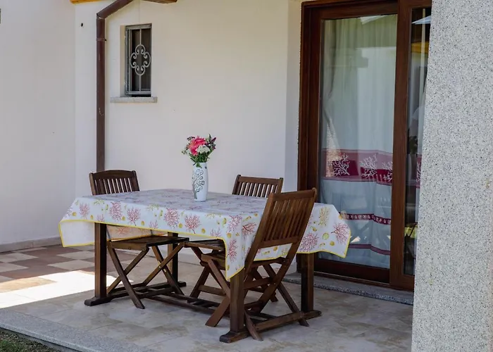 Le Residenze Di Baia Sant'anna * تانايونيلا