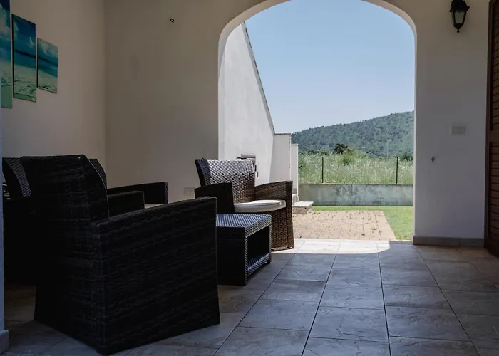 Le Residenze Di Baia Sant'anna تانايونيلا