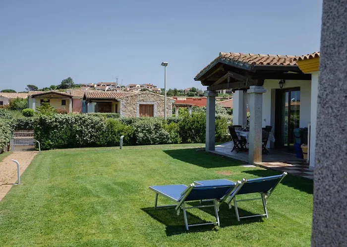 Le Residenze Di Baia Sant'anna بيت للعطل